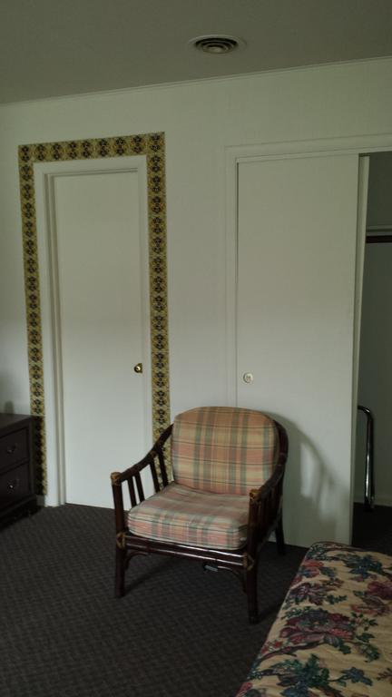 Olde Court InnWheeling 部屋 写真